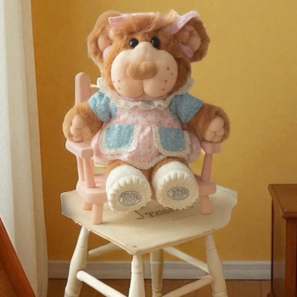 1984 Cabbage Patch FURSKINS 22" HATTIE THE PIE BAKER Xavier Roberts Coleco